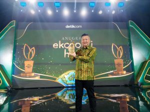Henry Yotania Raih Anugerah Ekonomi Hijau 2026, Dorong Ekonomi Digital yang Berdampak